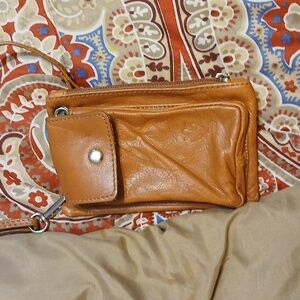 Vera pelle small crossbody. Item #1944